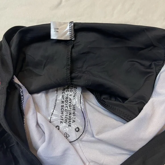 Long sleeve and shorts Bikini - Picture 6 of 7